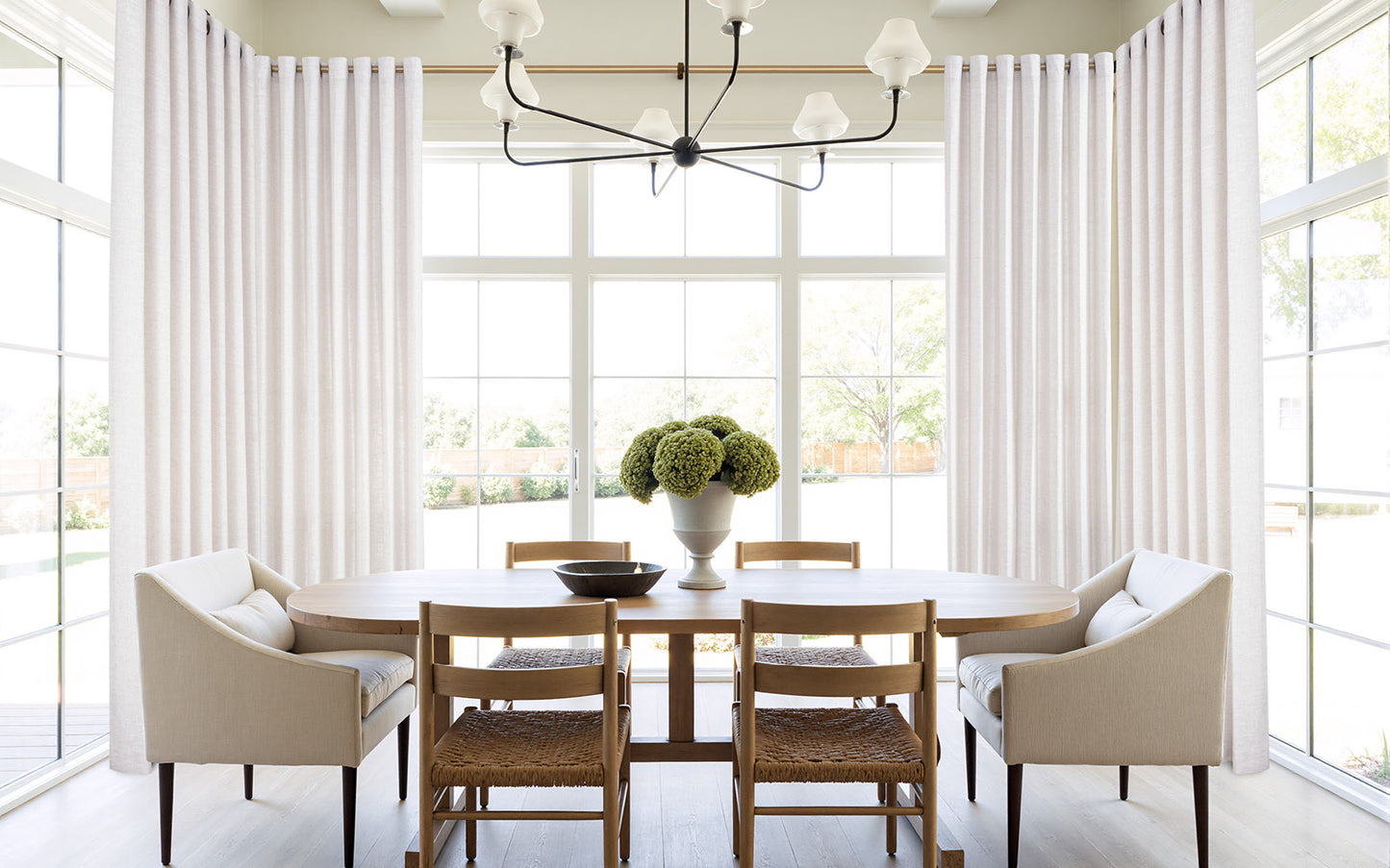 Lemon Linen Drape Grommet